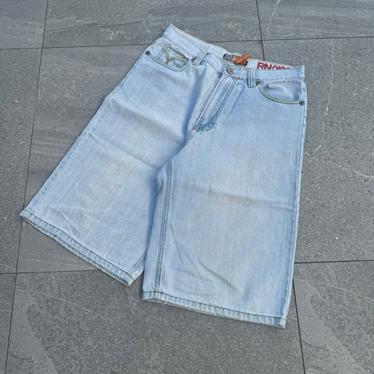 fucckkkk the wash is crazy - 32x13.5”