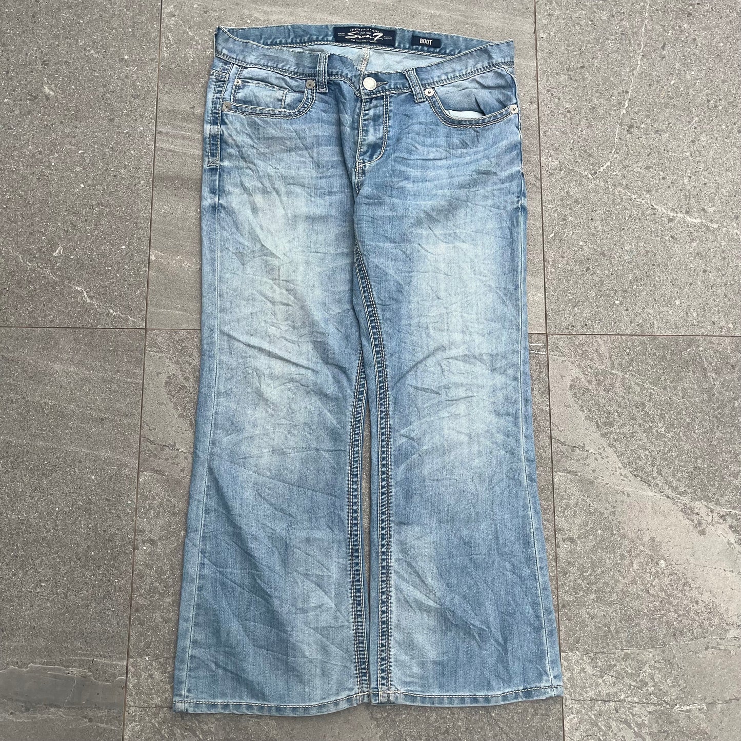 beaaautiful lightwash silver bootcuts - 40x30”