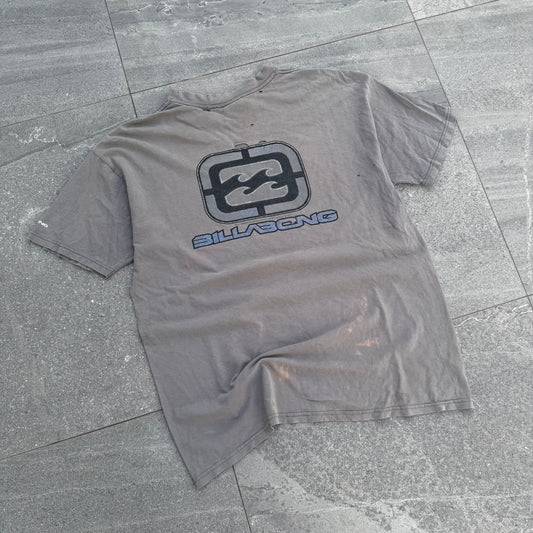 absolutely bonkers thrashed billabong tee - L