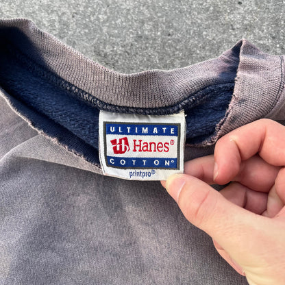 woooowww the wash on this crewneck too good - XL