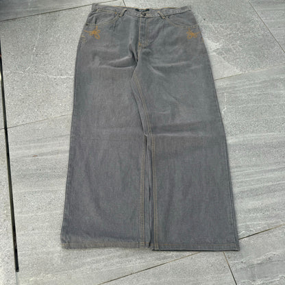 just some really clean sean john’s tbh (oh, and they’re PHAT) - 36x30”