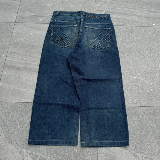 akademiks 3/4 - 34x24”