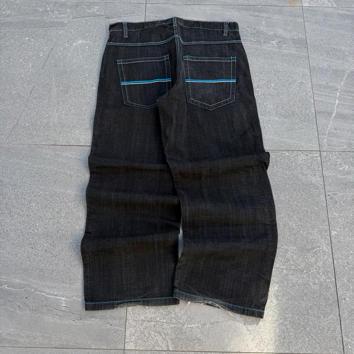 black fade dodecas 🤤 - 38x32”