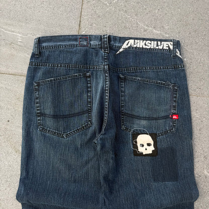 quiksilver patchwork bootcuts - 34x33”