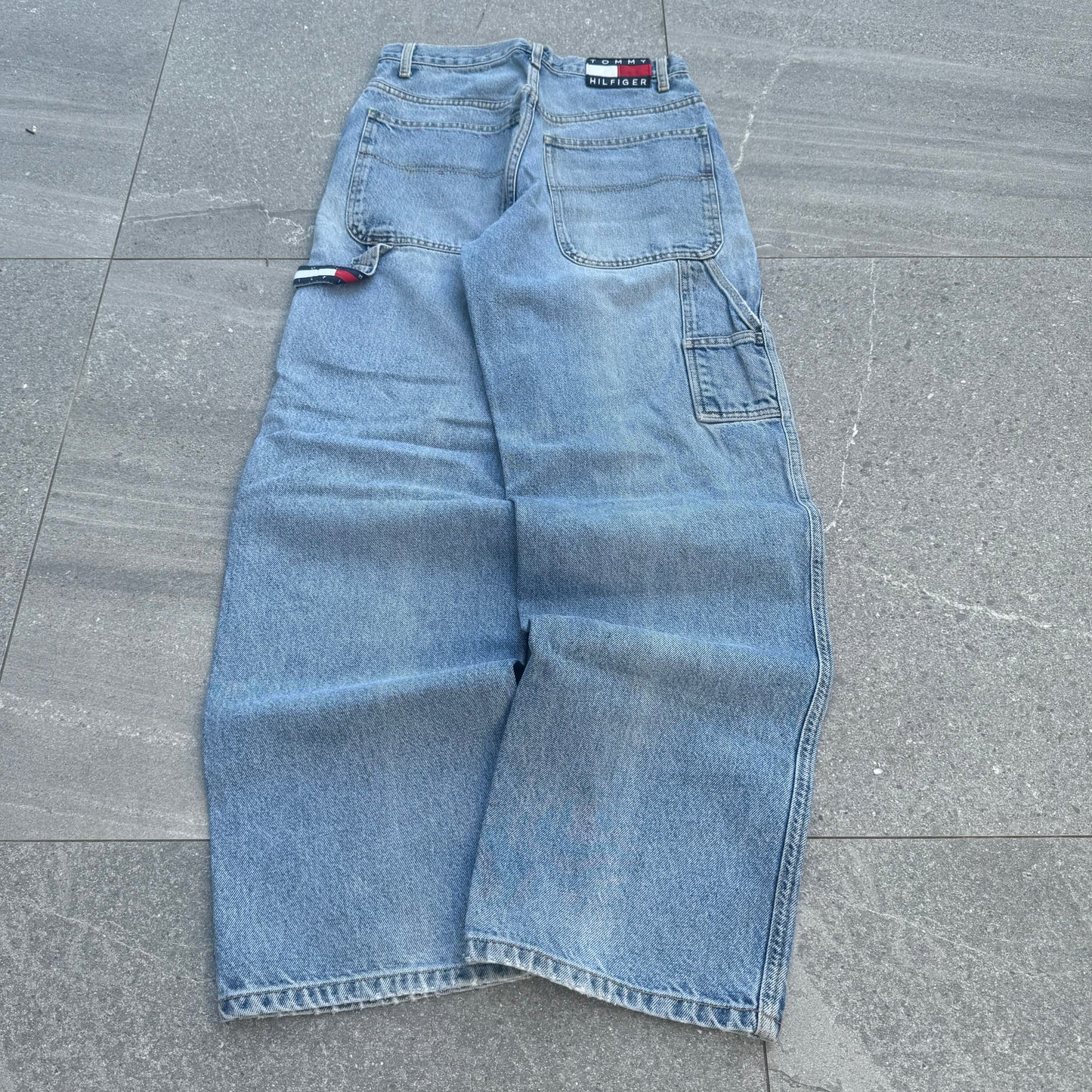 bae size tommy jeans - 29x31”