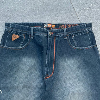 akademiks jorts - 38x14.5”