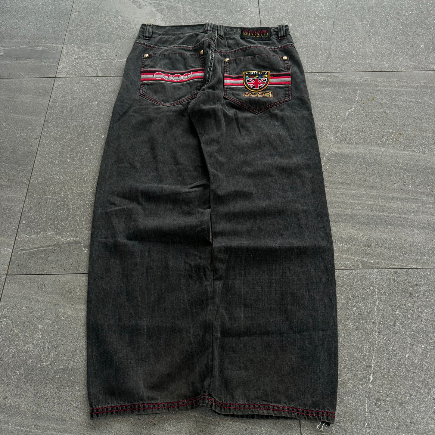 fine shyt coogis omgeee - 36x32”