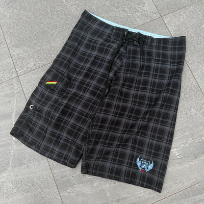 billabong plaid back hits - 33”