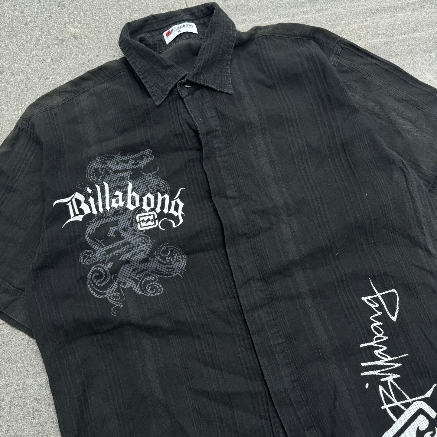 billabong shirt - M