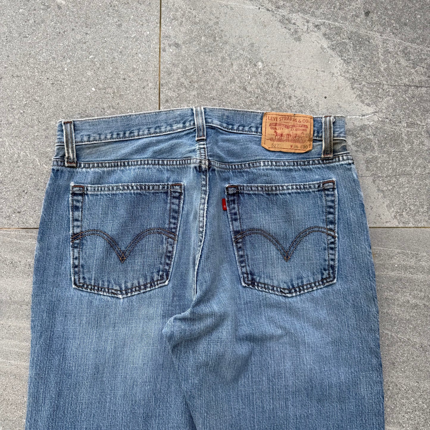 levi’s 527 bootcuts rlly the best shit ever. 36x30”