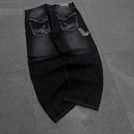 i cried when i saw these. deadstock southpoles - 42x32”