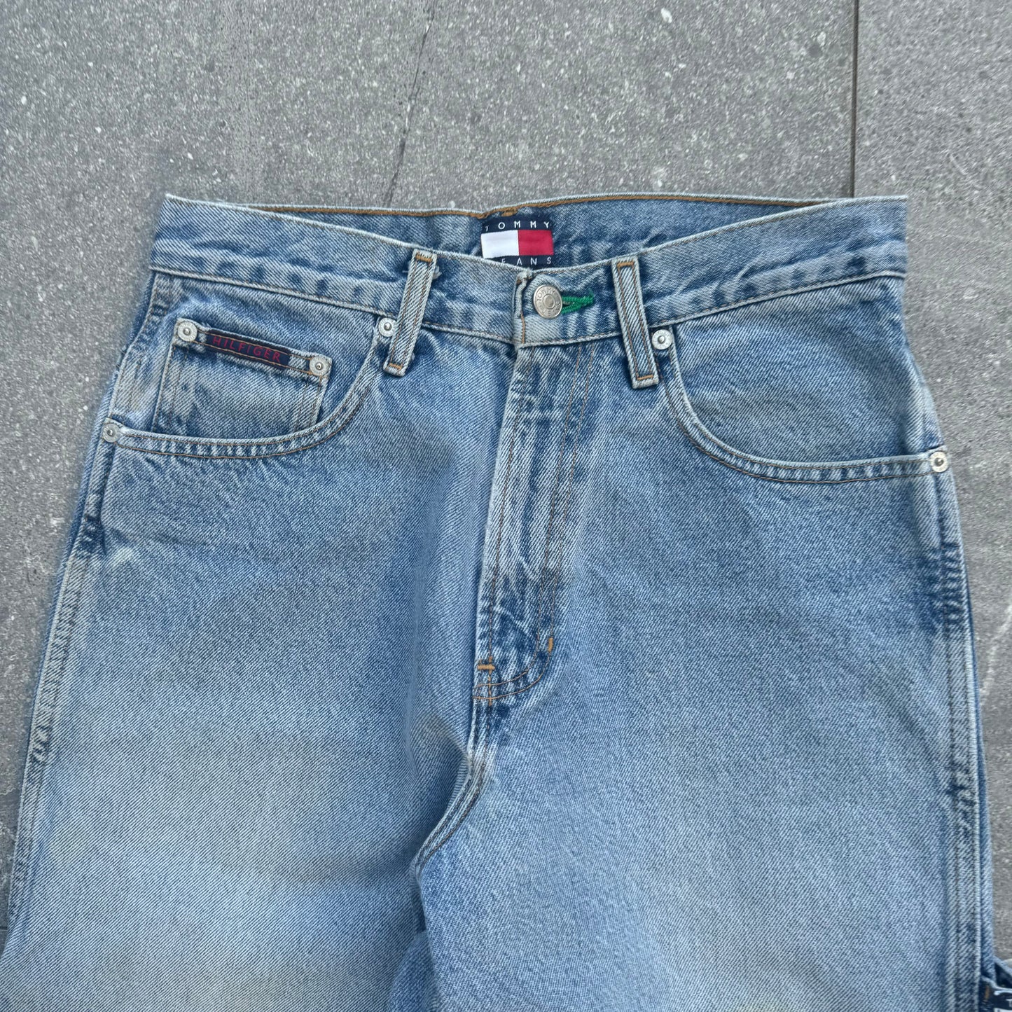 bae size tommy jeans - 29x31”