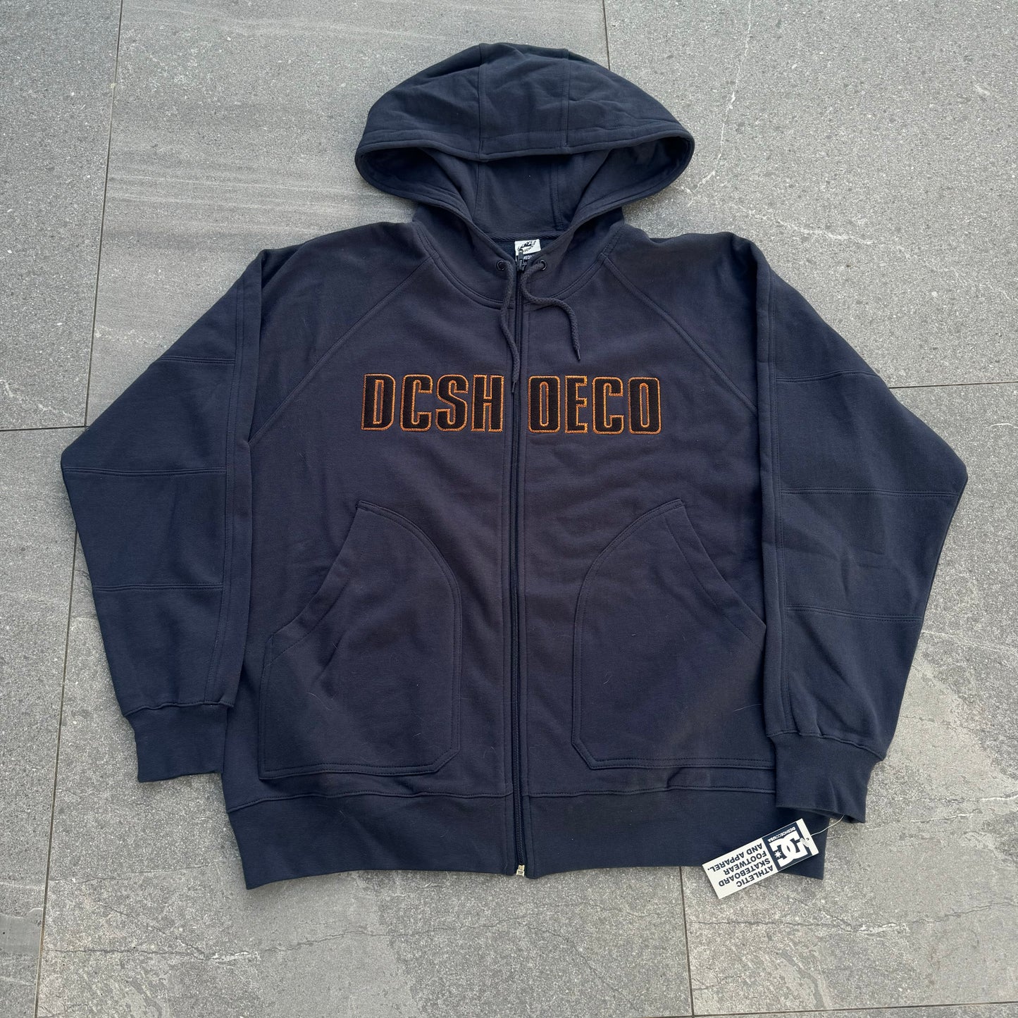 deadstock dc hoodie - M