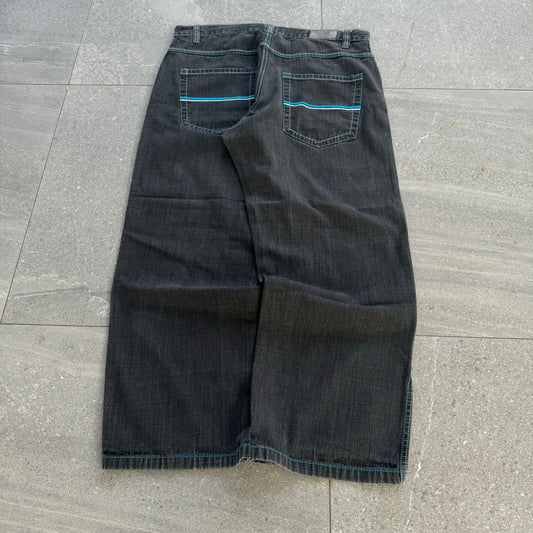 tidiest dodeca southpoles - 38x31”