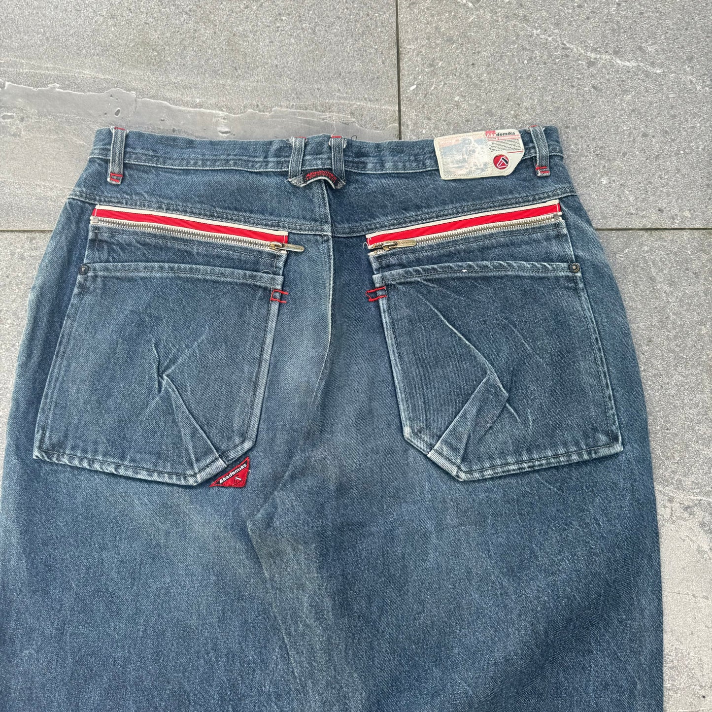 FAT AKADEMIKS - 36x34”