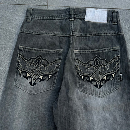 beaut 3jorts - 30x14”
