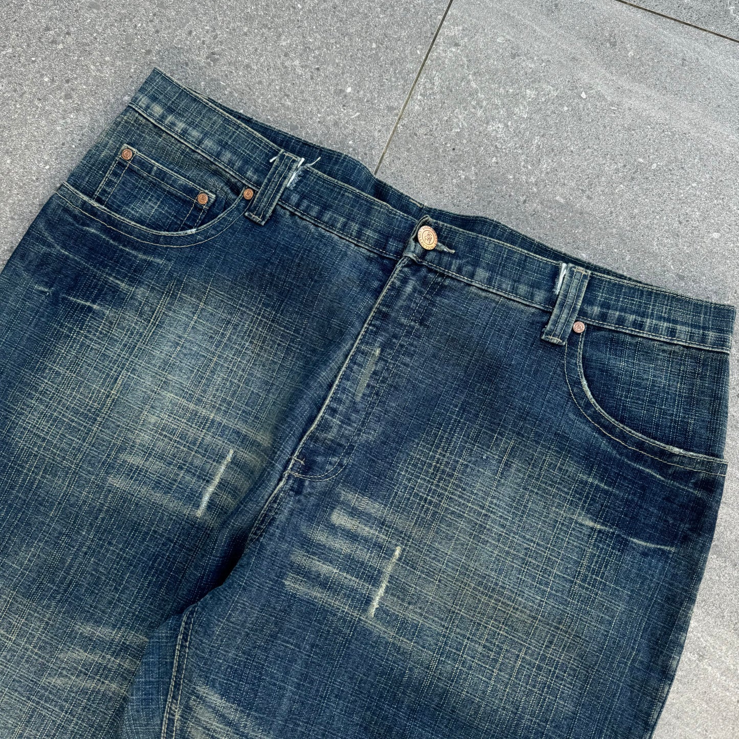 haaaaardddd LA jeans - 40x33” these things have the nicest wash icl