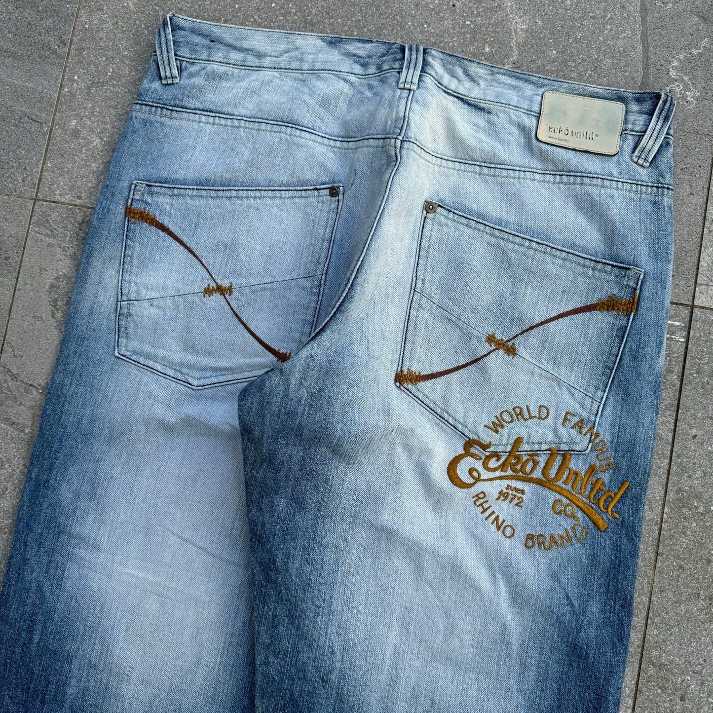 ecko jeans - 36x31”