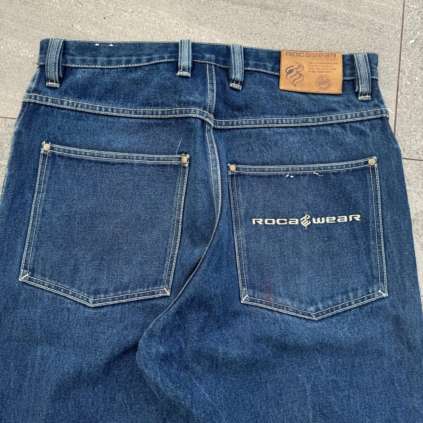 rocawear jeans - 34x33”