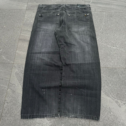 insaneeee phat southpoles - 42x31”