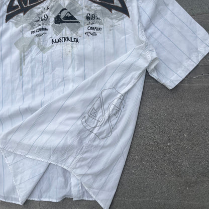 oh my god ts is beautiful. quiksilver button up - L