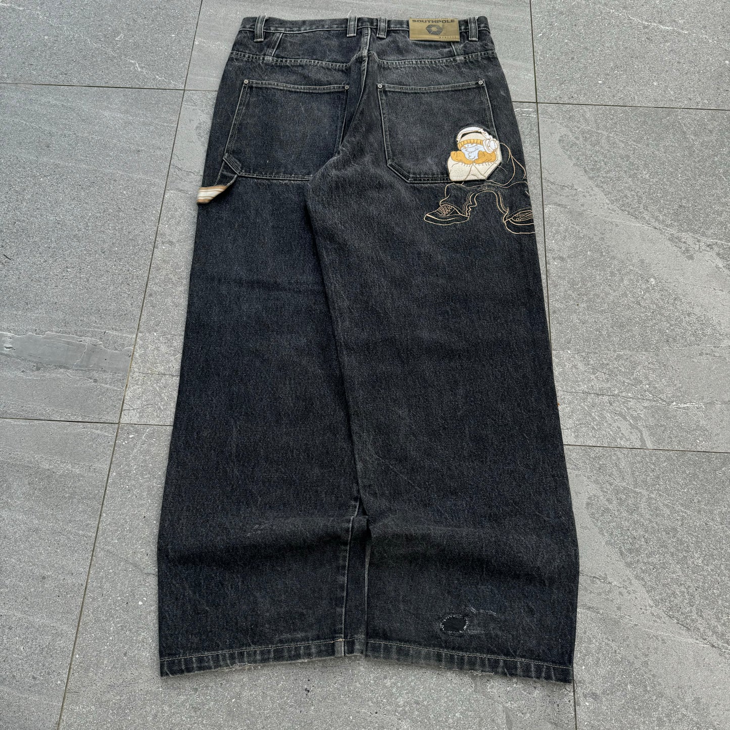 southpole bboys- 36”