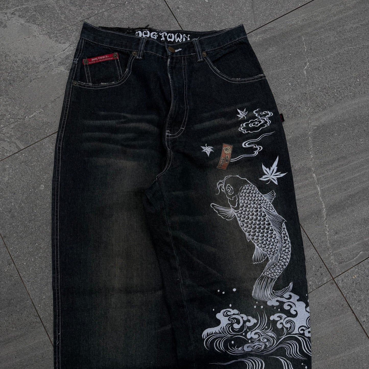 perfect dogtown jeans - 33x32”