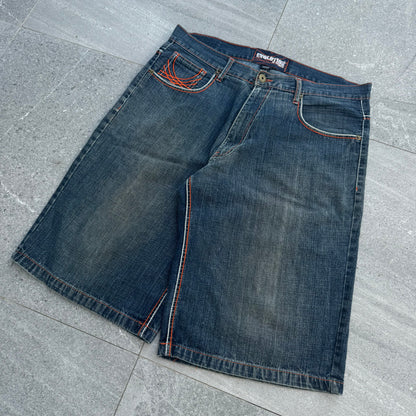 evolution jorts - 38x15”