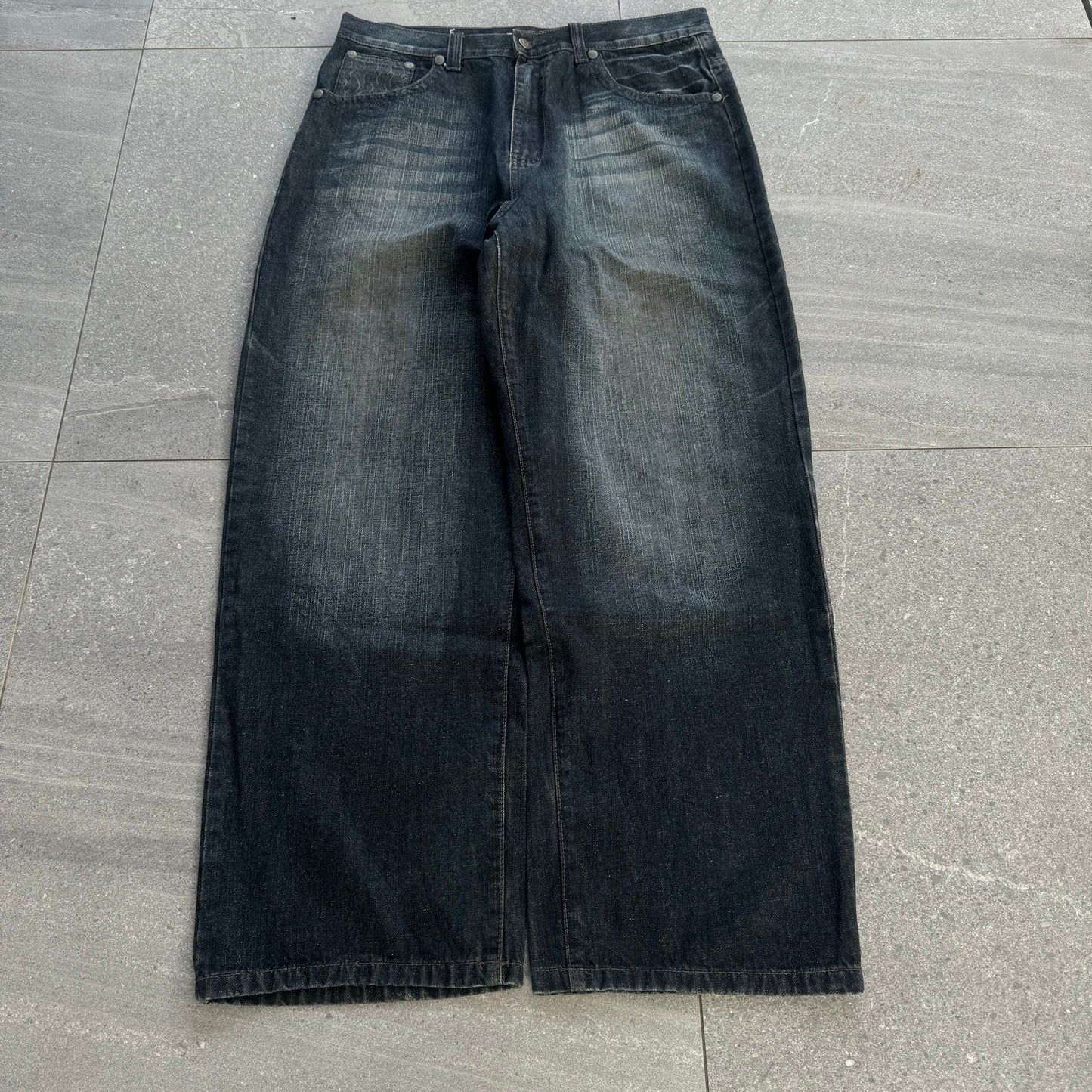 sexy ass wash on these yofk - 36x31”