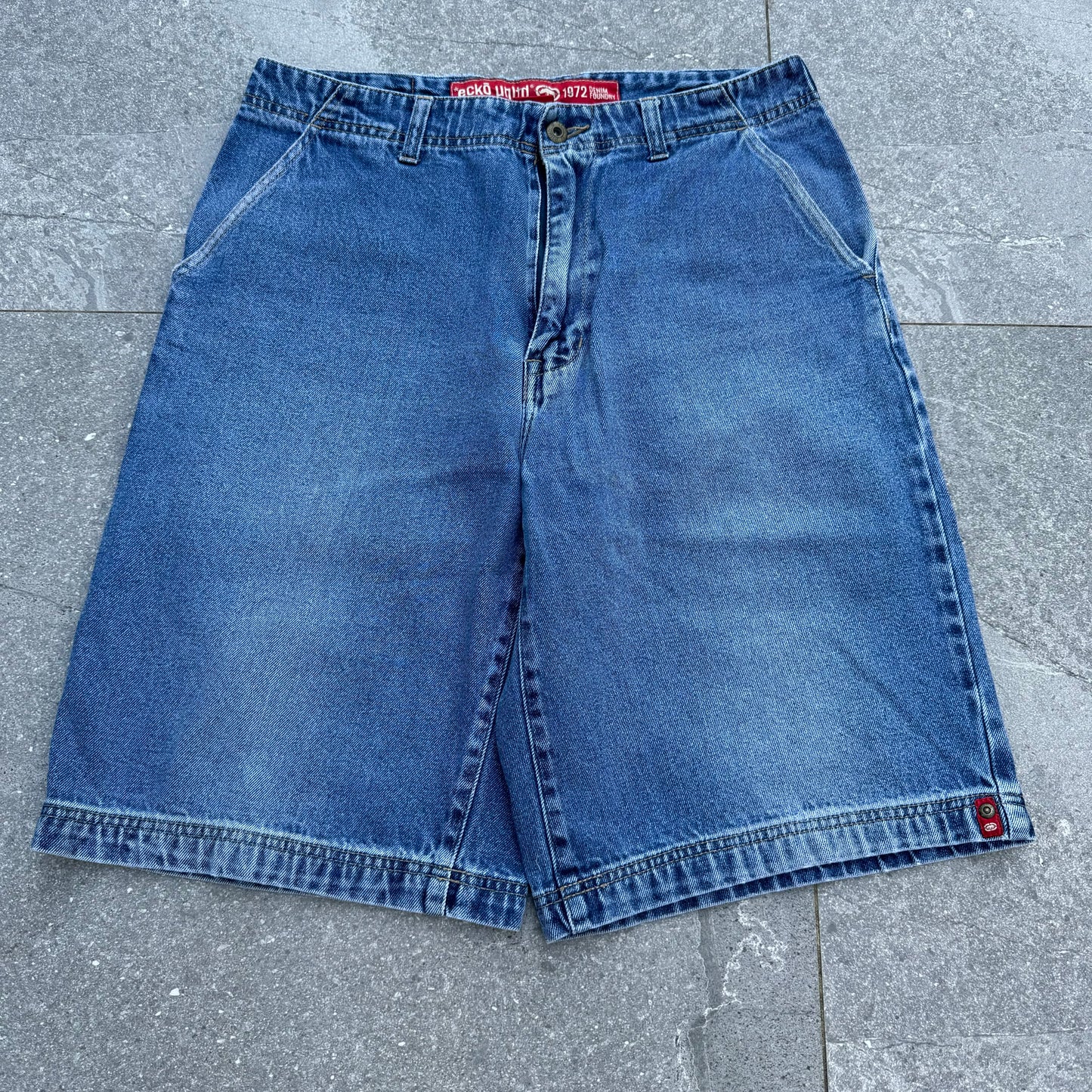 ecko jorts - 31”