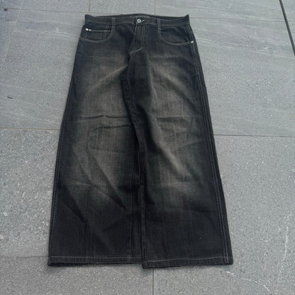 PEAK PEAK PEAK HELLOOOO grail southpole faders omg miss these - 37x30”