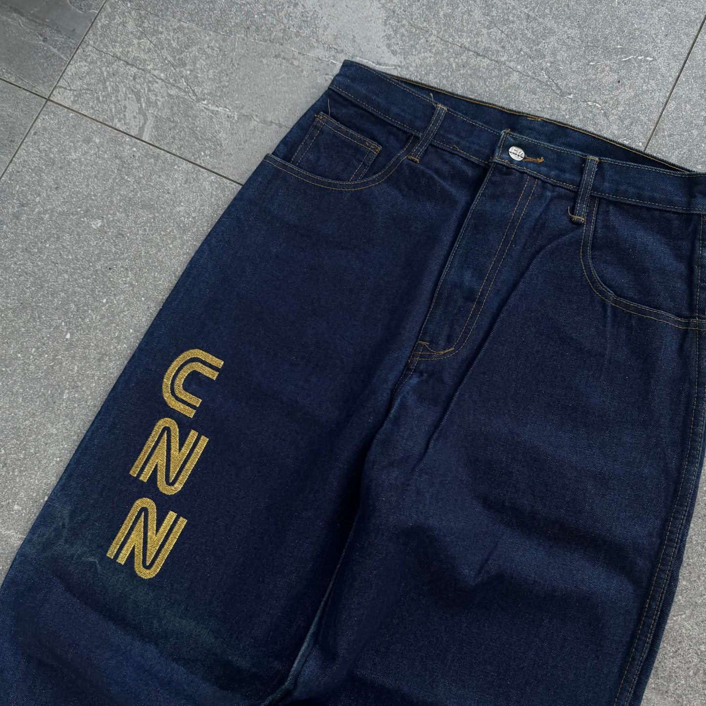 funny cnn jeans - 31x31”