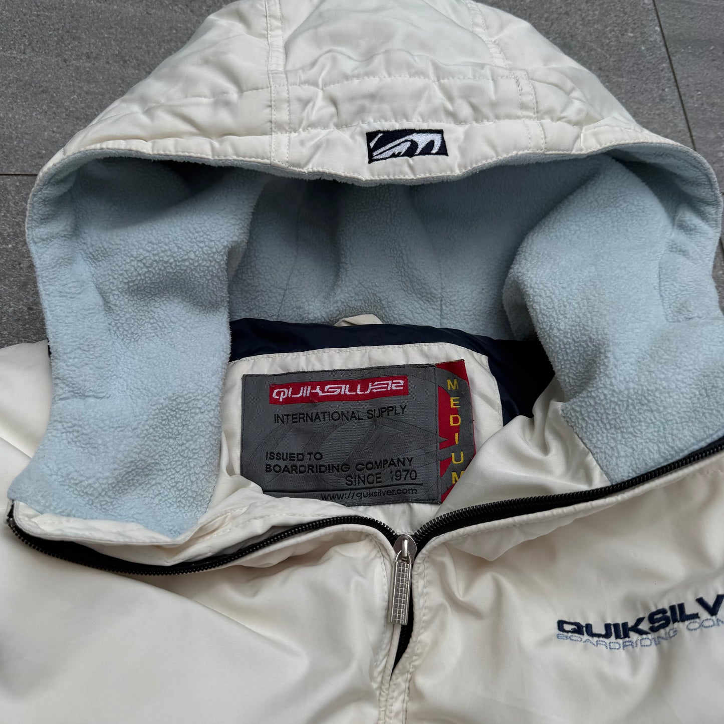 goated 90s/00s quiksilver puffer **rare** - M