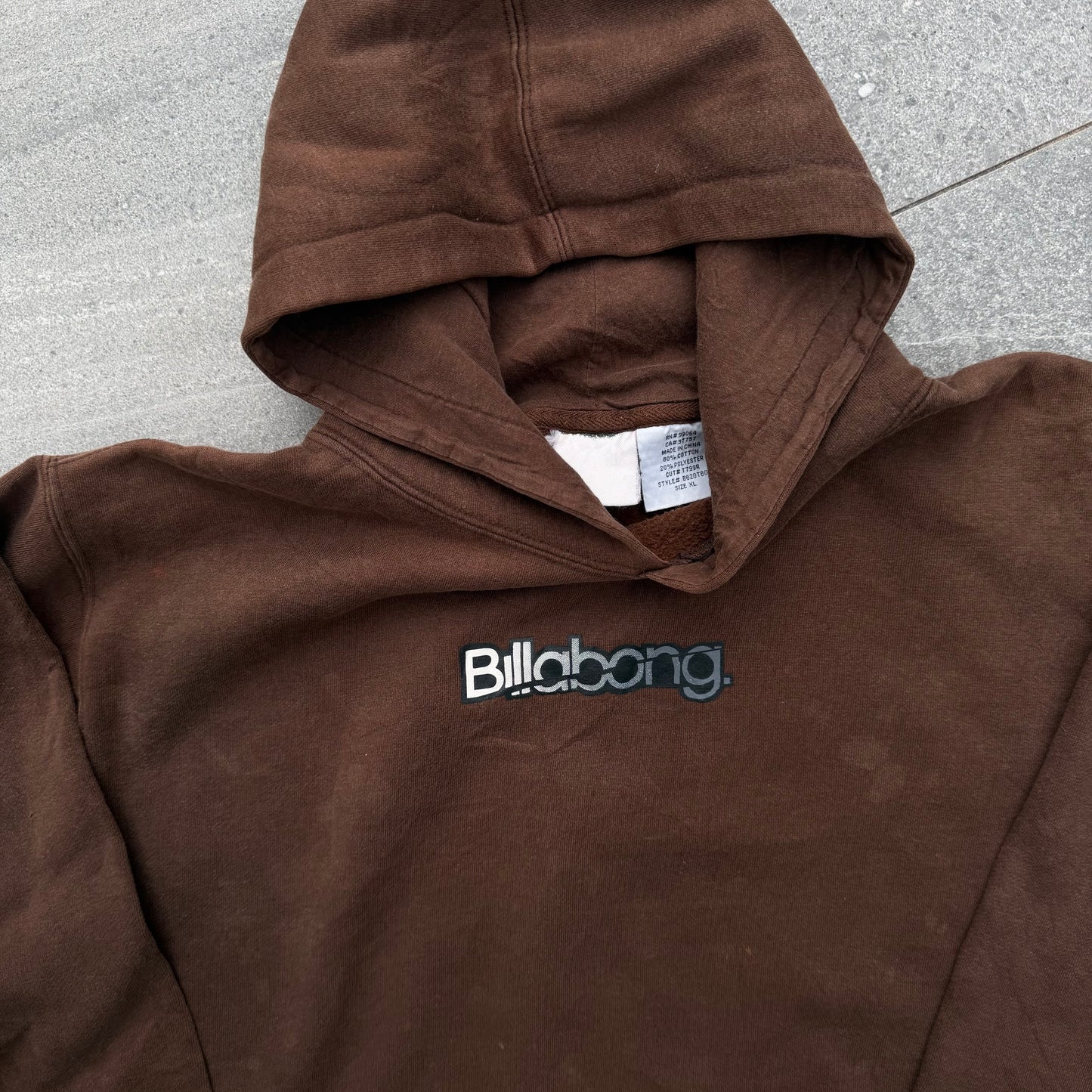 my fav billabong logo on my favourite colour - S