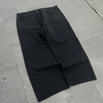 hugeeee pelle pelle - 44x32”