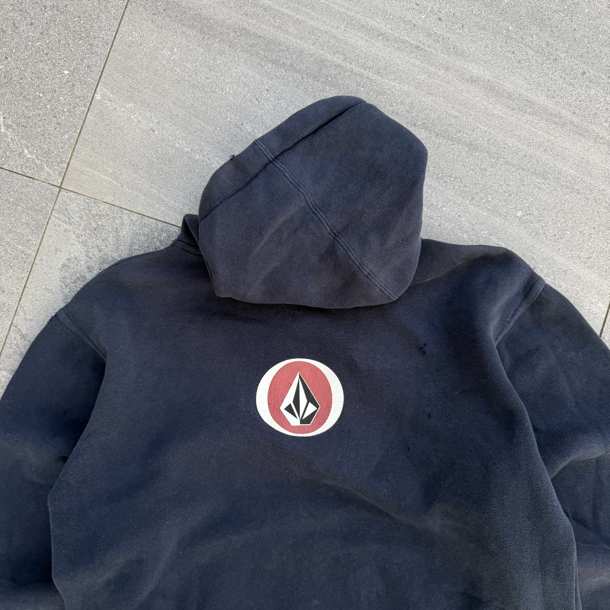 gangstaaaa volcom hoodie (goated fit) - womens L