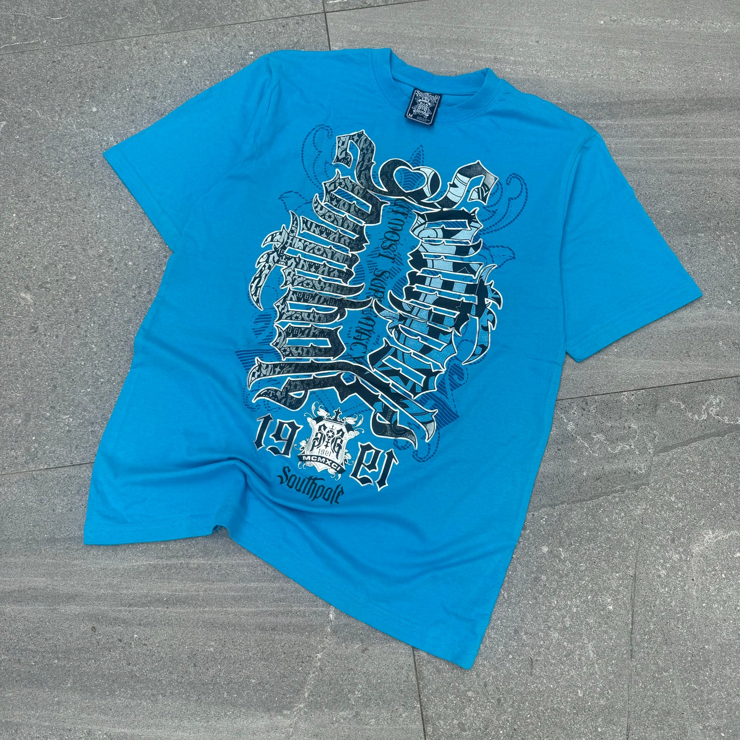 OG southpole tee - M & L available