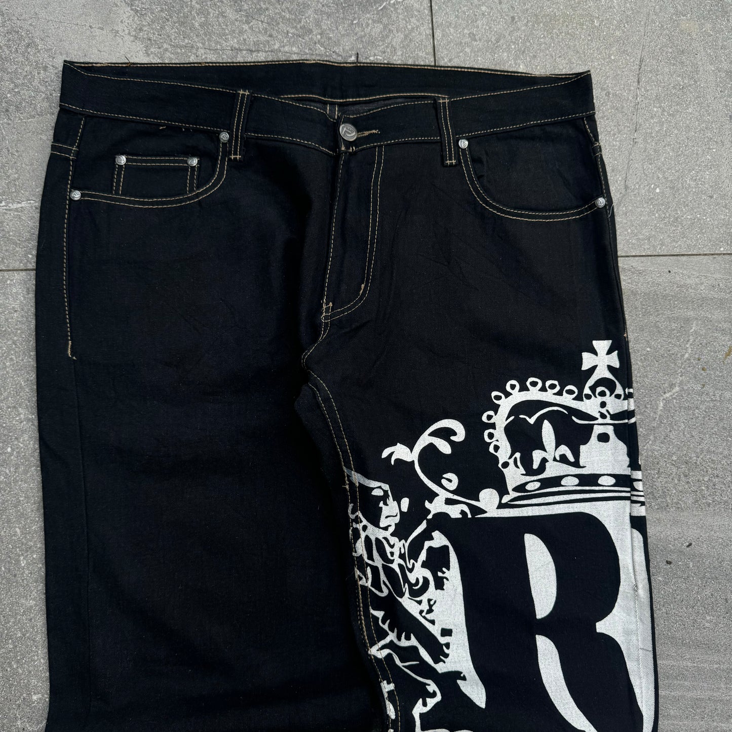 huge townz side hits - 42x33”