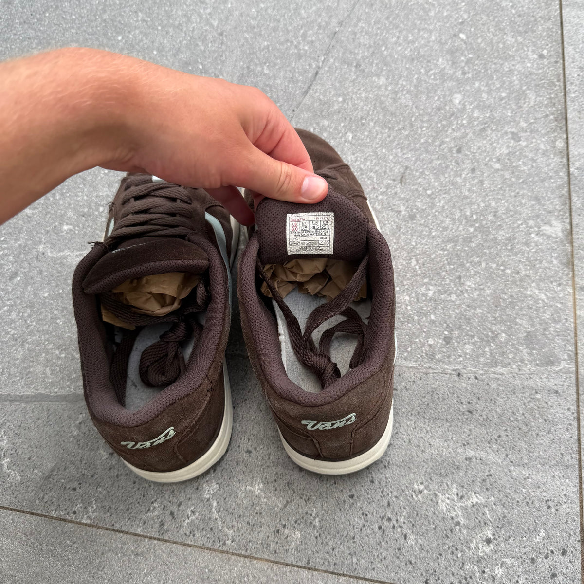 GRAILS womens ‘vans guilettas’ - size US8 women’s