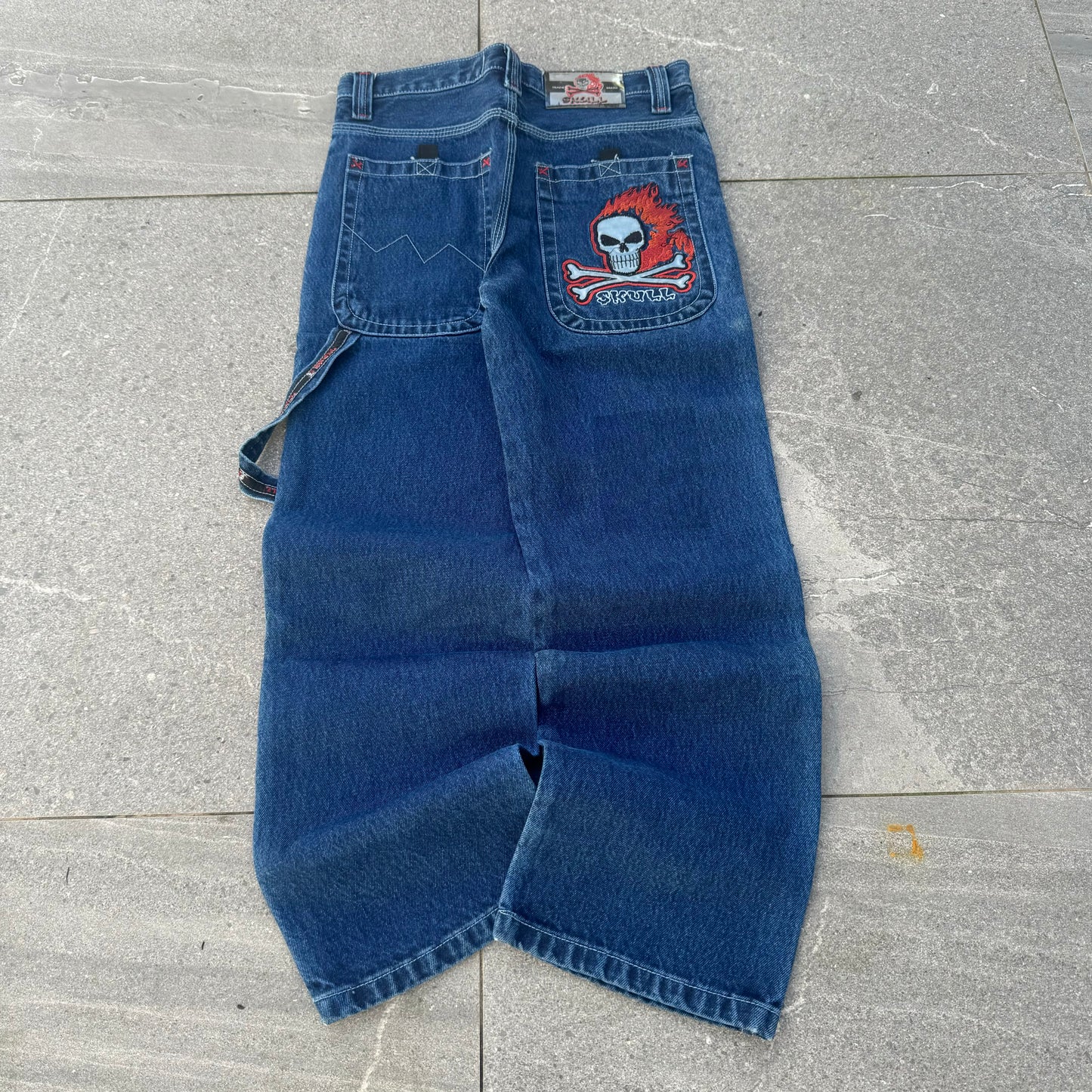 skull jeans - 30x27”