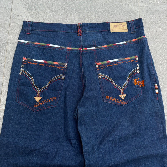the fattest jeans ever lol - 44x26”