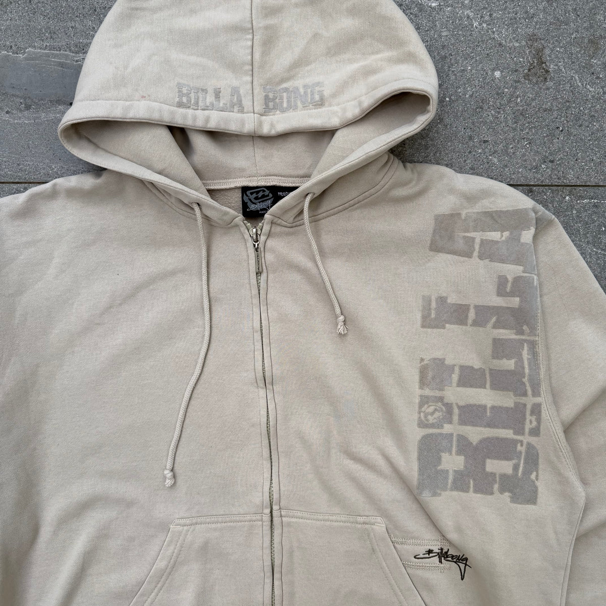 hearty billabong stamp zipup - M