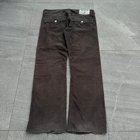 corduroy 🤠 truey bootcuts - 40x33”