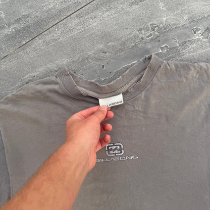 absolutely bonkers thrashed billabong tee - L
