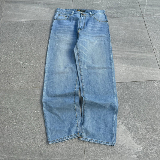 x8 rocawear jeans - 32x30”