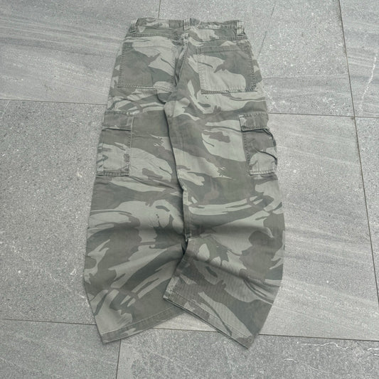 baggy wrangler pants - 29x30”