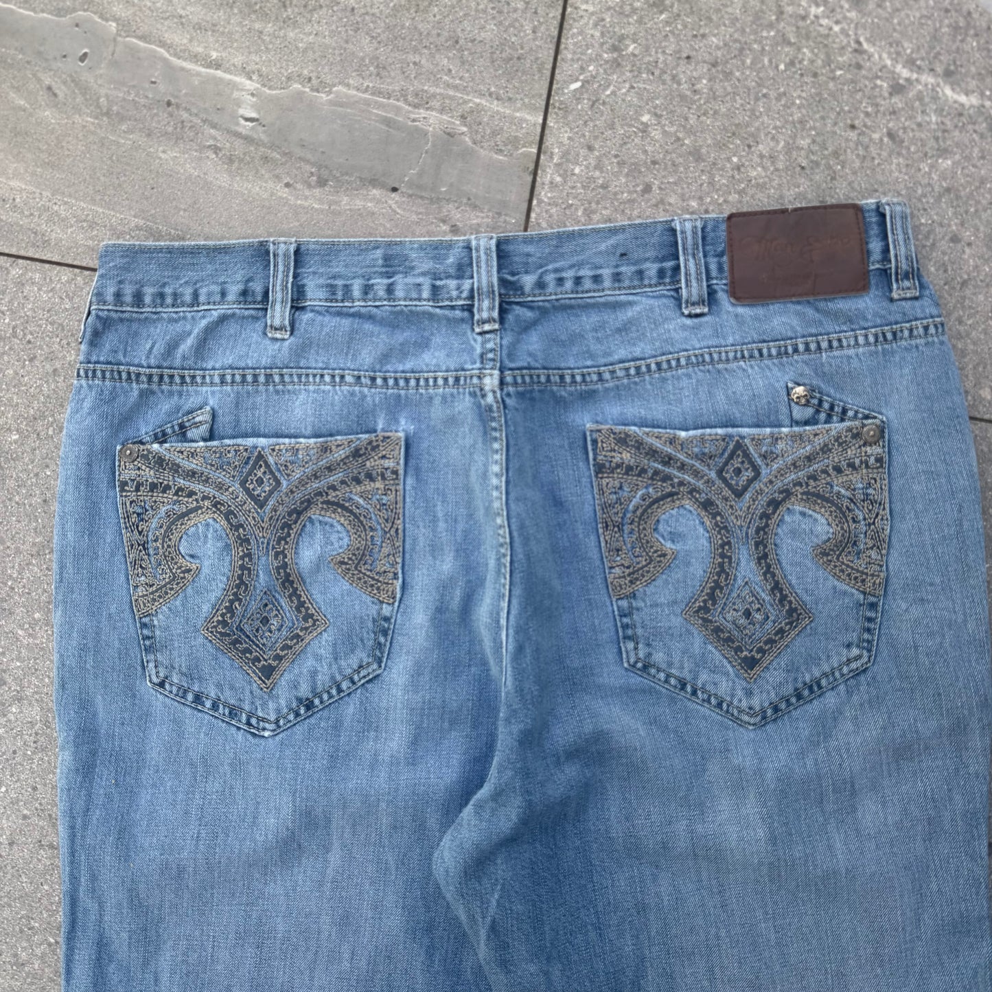 DMT ecko bootcuts - 40x33”