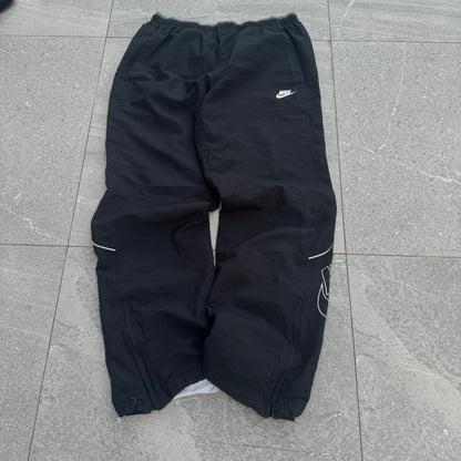 nike back hits - L