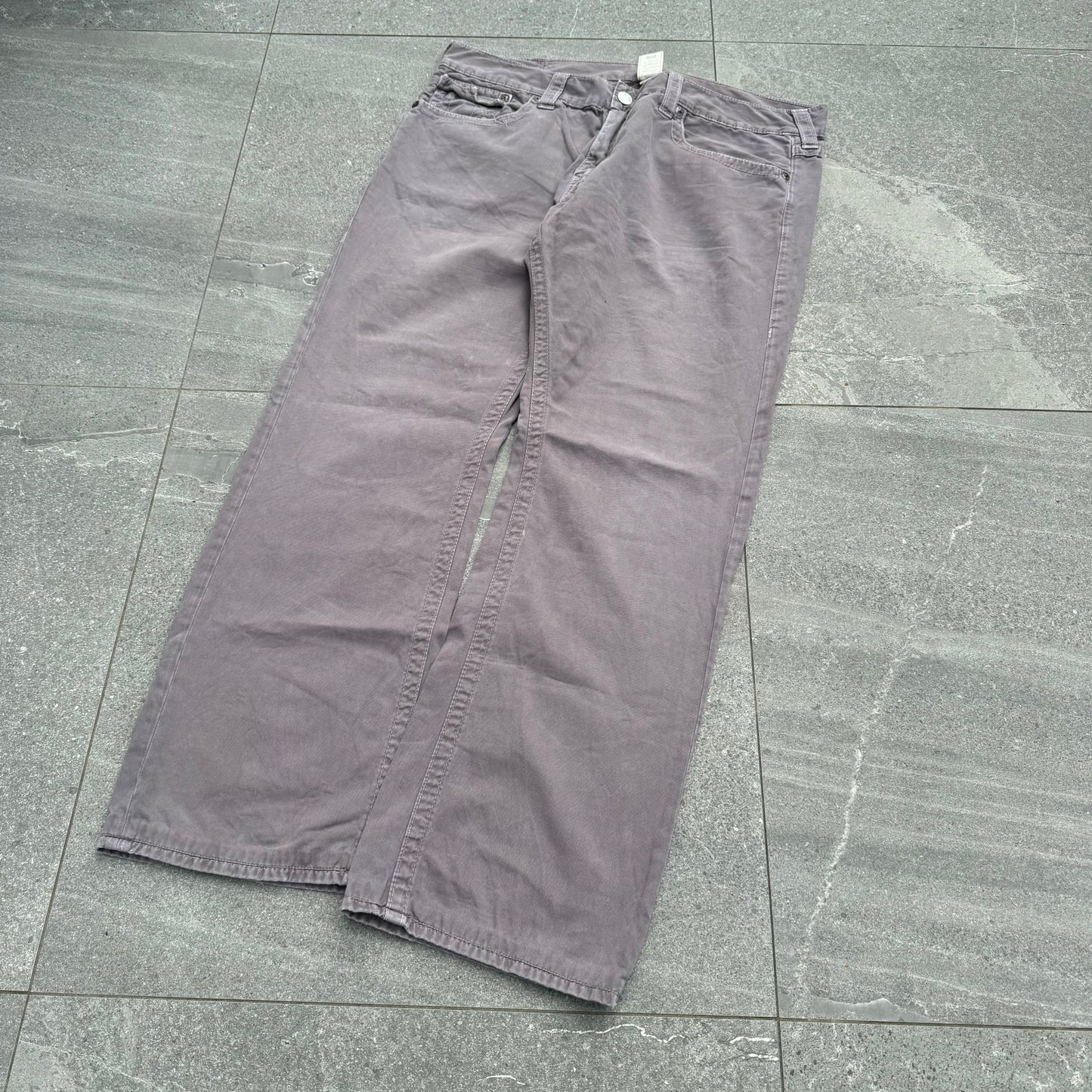 lean 🟪 truey bootcuts - 40x33”