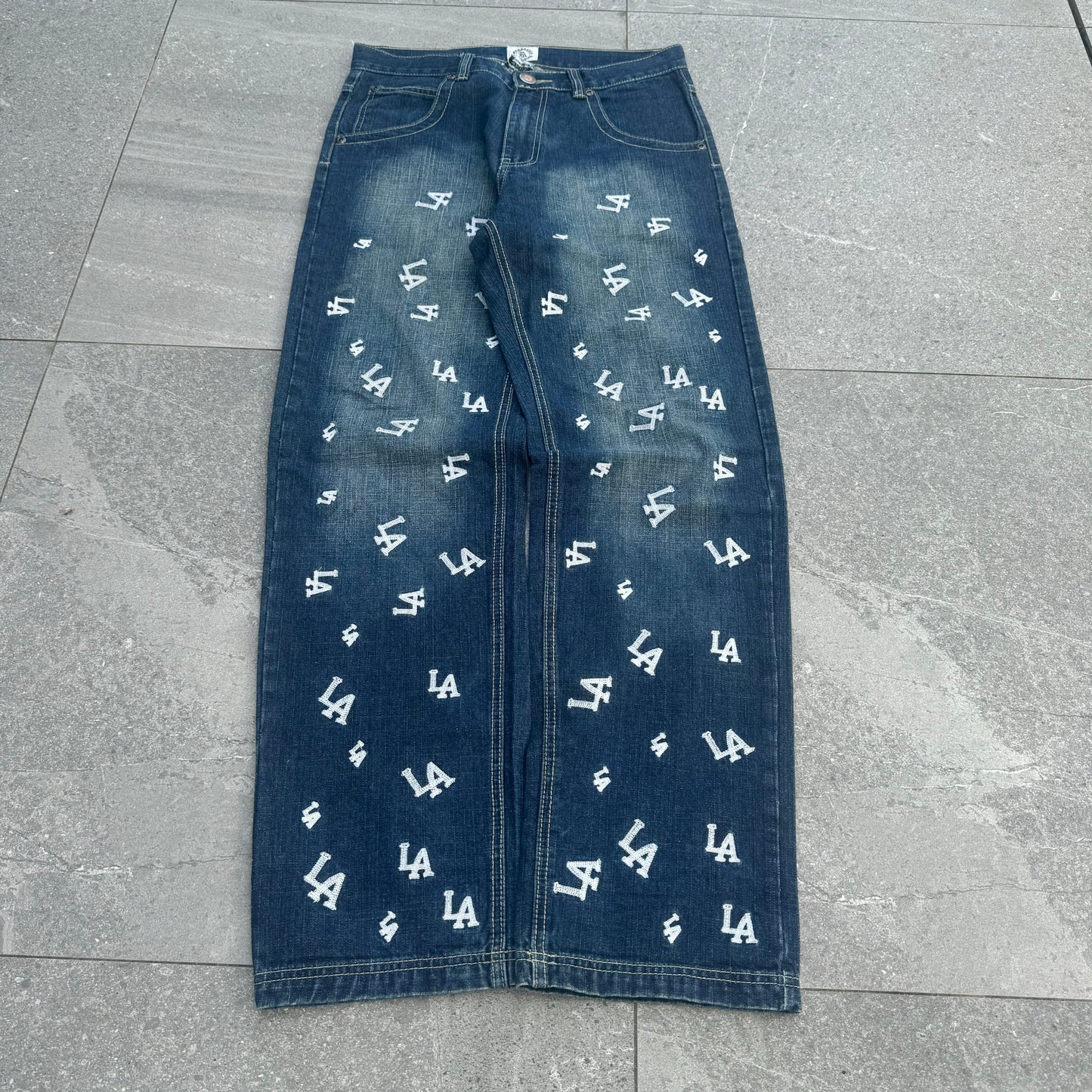 LA final boss jeans - 33x33”